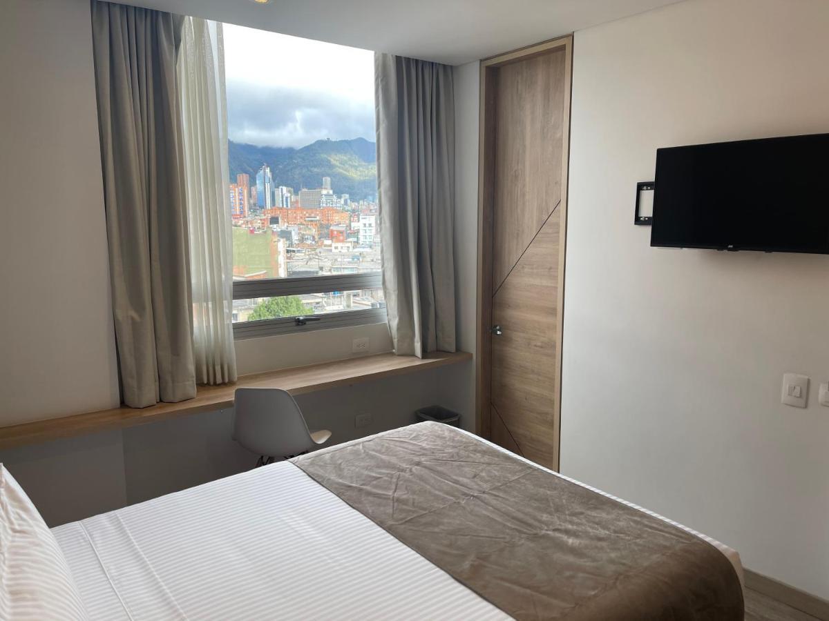 Em Hotel Corferias Embajada Americana Bogotá Dış mekan fotoğraf